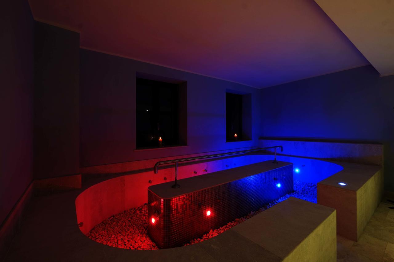 Spa Roero Relax Resort カナーレ エクステリア 写真