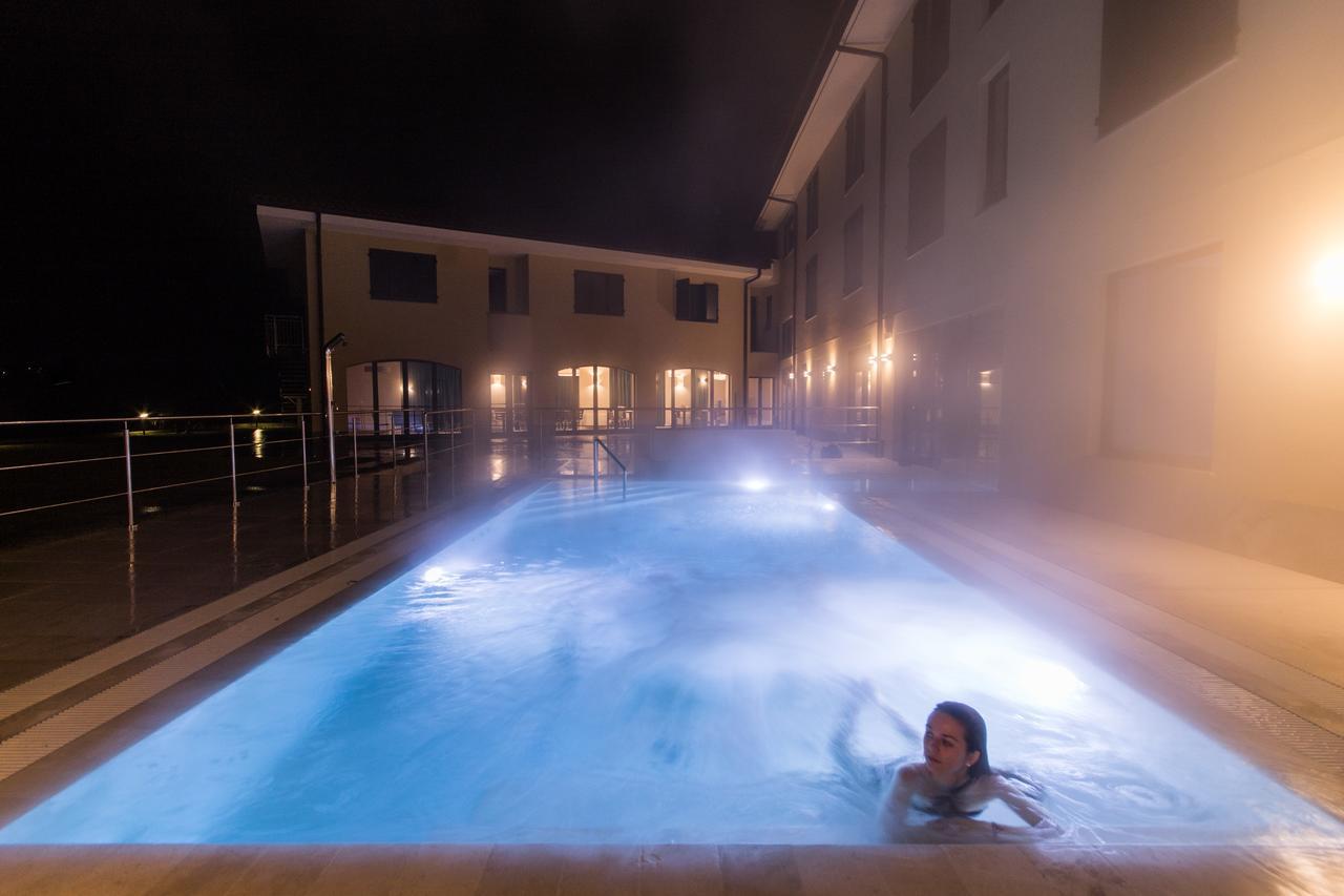 Spa Roero Relax Resort カナーレ エクステリア 写真